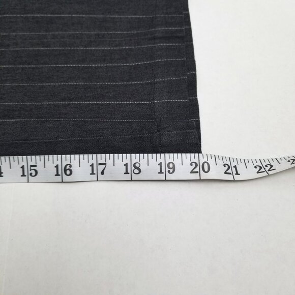 Larry Levine Stretch Capri Pants Size 12 Black Pinstripe Academia Office Career - Picture 11 of 11